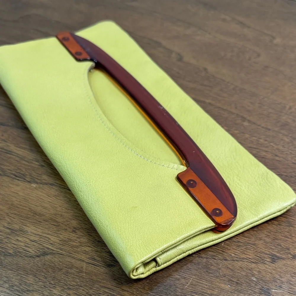 70s Vintage Roger Gimlet Foldable Lucite Yellow Leather Envelope Clutch Bag